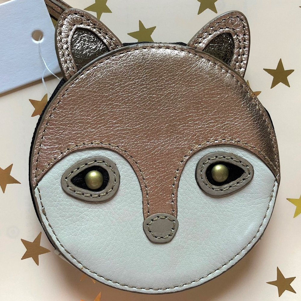 Meet Your Posher, CuriousCurations!